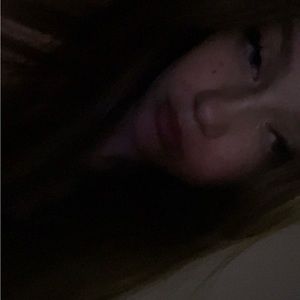 Meet your Posher, Mia